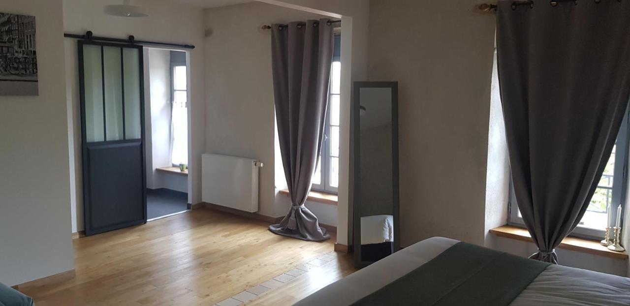 La Cour Saint Louis Bed and Breakfast Castelnau-Montratier Εξωτερικό φωτογραφία