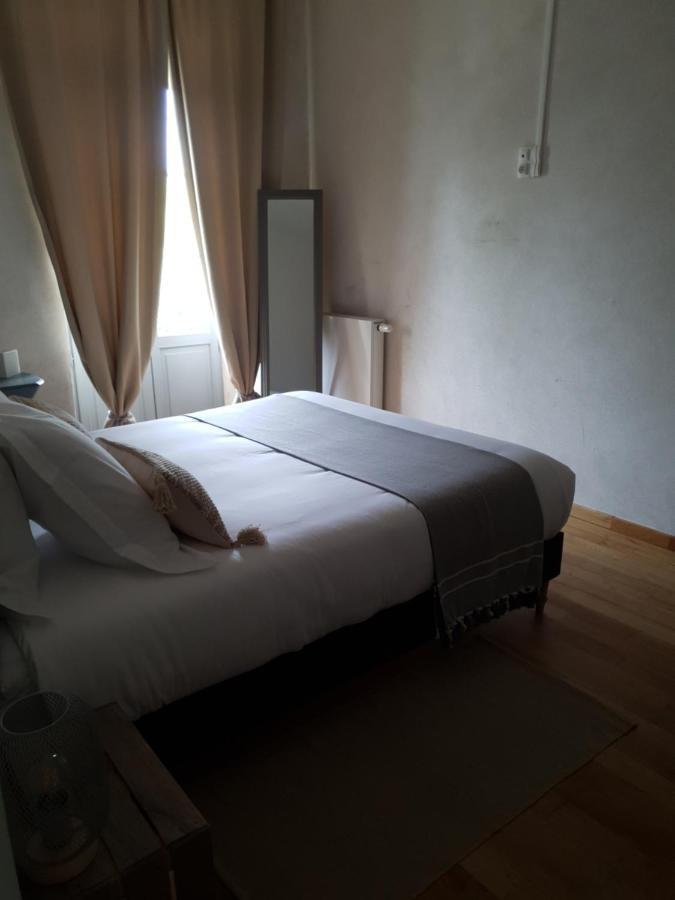 La Cour Saint Louis Bed and Breakfast Castelnau-Montratier Εξωτερικό φωτογραφία