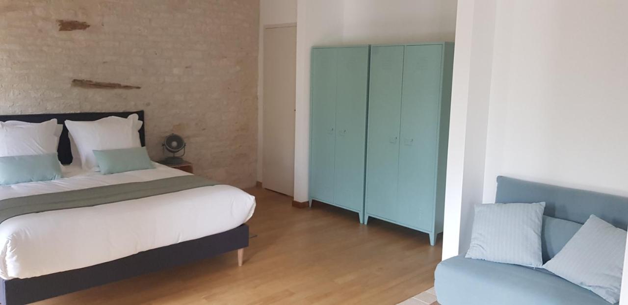 La Cour Saint Louis Bed and Breakfast Castelnau-Montratier Εξωτερικό φωτογραφία